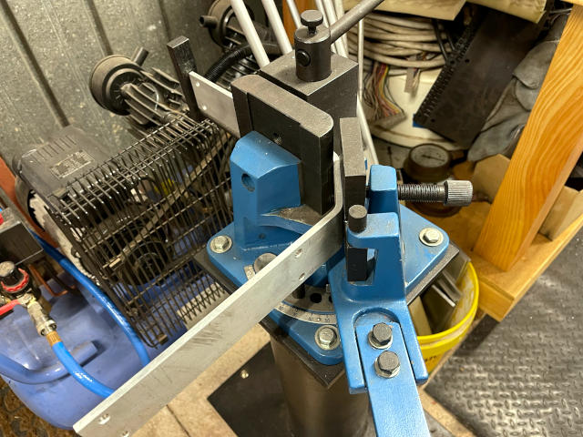 28mhz 10m band & 27mhz 11m band Antennas designed and built in Australia